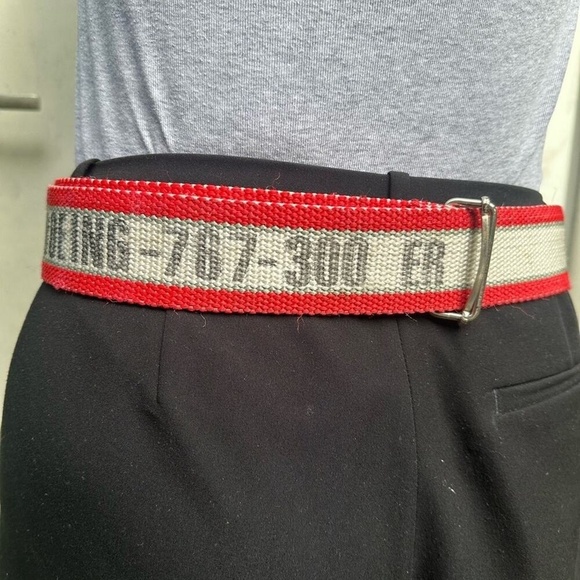 Boeing and Martinair belt- fits everyone- very adjustable. - Picture 9 of 16